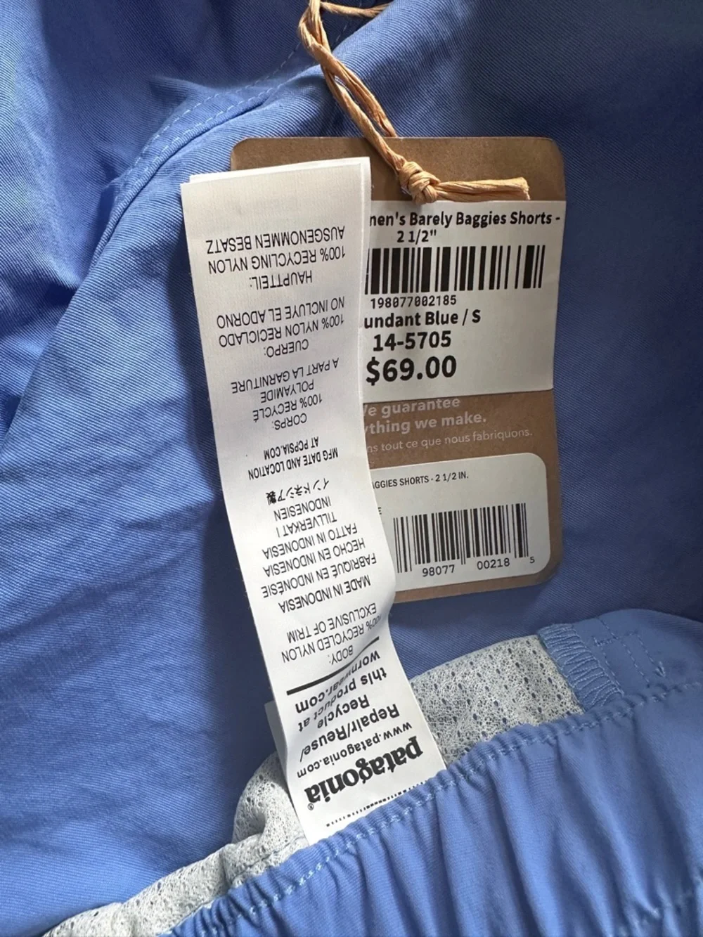 Patagonia Barely Baggies - Abundant Blue SMALL - Picture 4 of 7
